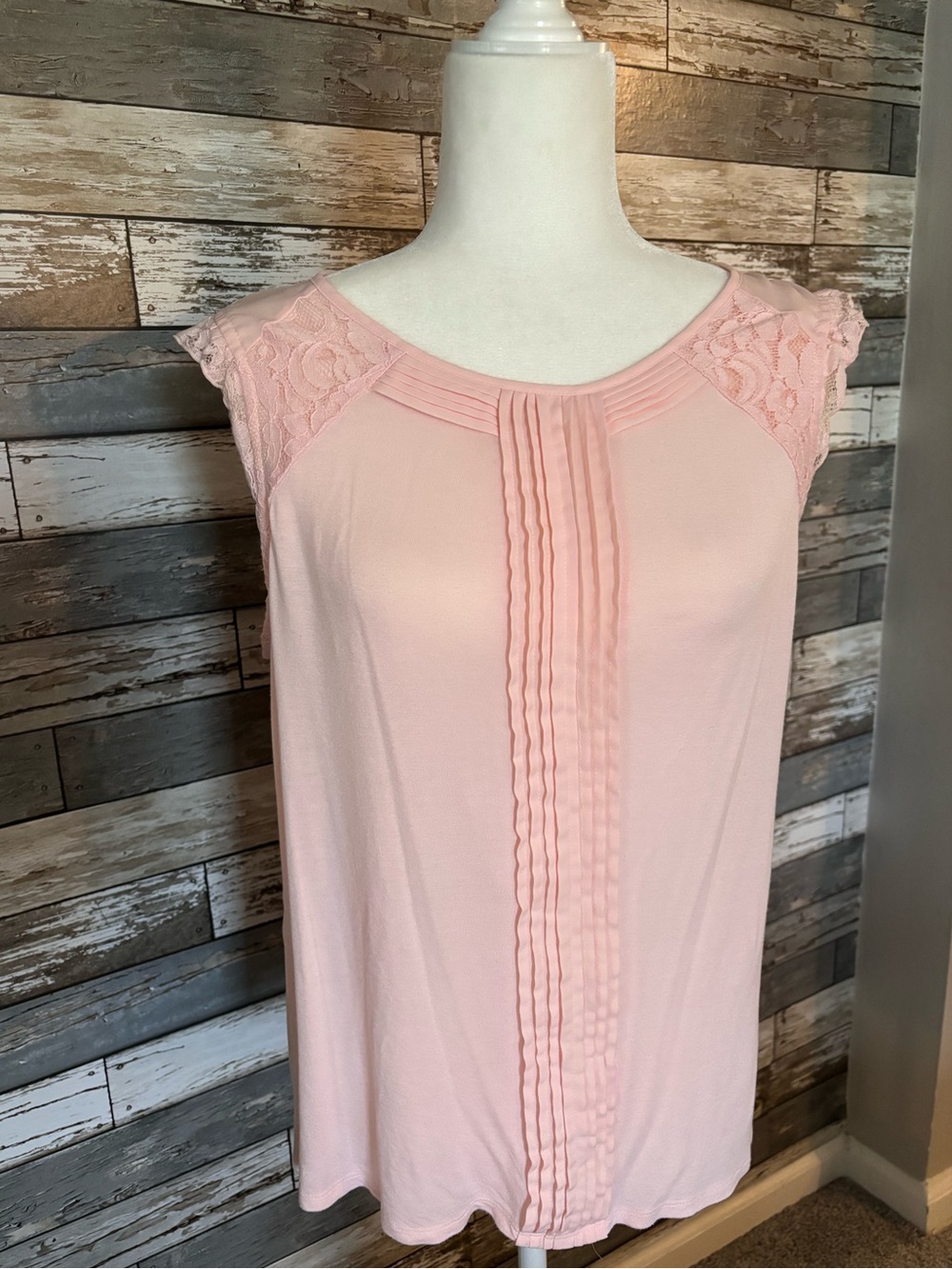 Elle Coquette Light Pink Lace Pleated Front Sleeveless Top Womens Size L